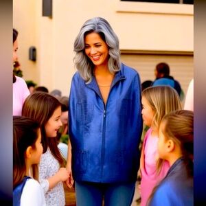 Chicos size 2 (L) Ladies Periwinkle Blue Satin Zip Blazer with pleated pockets